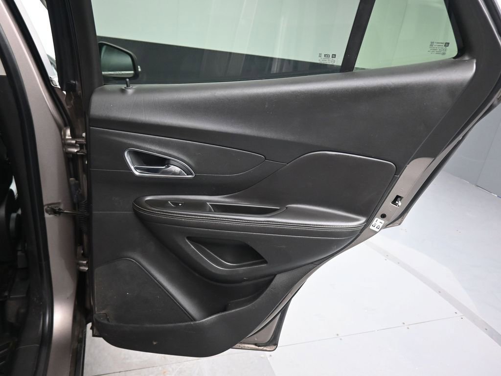 Used 2015 Buick Encore FWD image 33