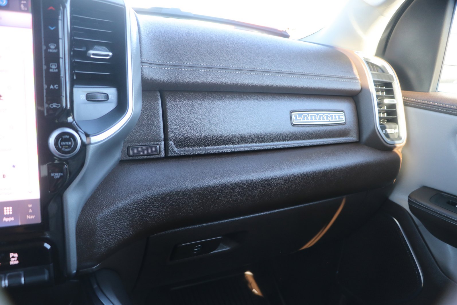 Used 2026 RAM 1500 Laramie w/ Laramie Southwest Edition image 28