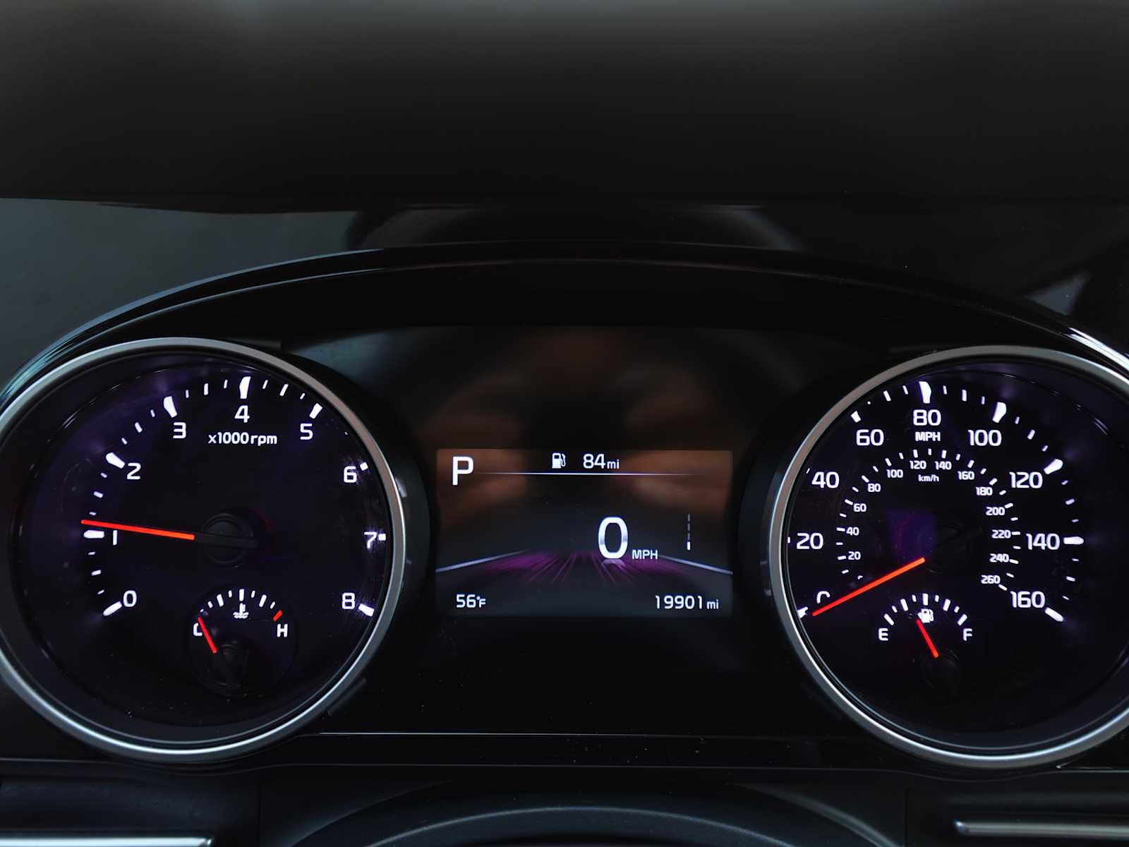 Used 2024 Kia Carnival EX image 19