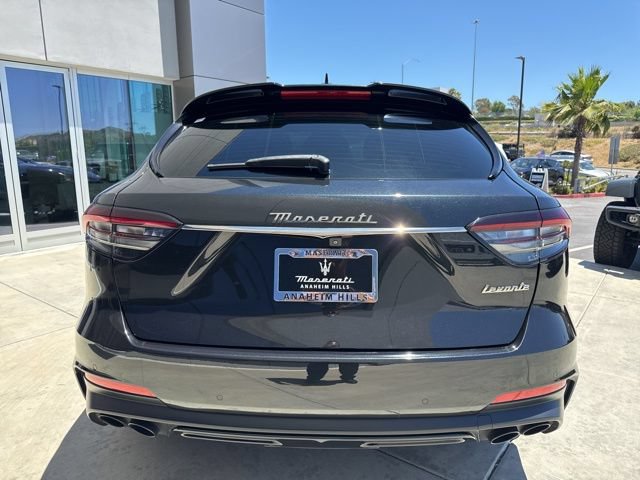 Certified 2022 Maserati Levante GT AWD/4WD image 7
