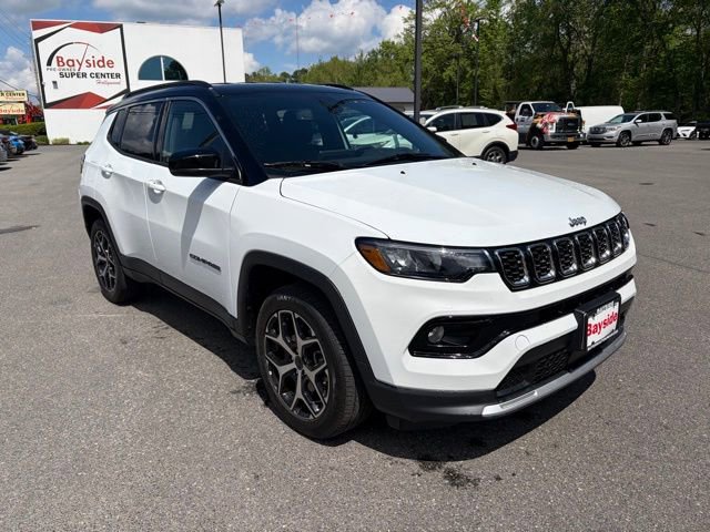 Used 2025 Jeep Compass Limited image 23