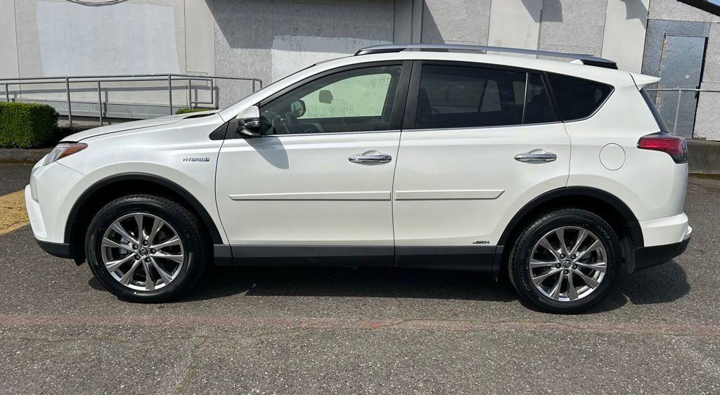 Certified 2018 Toyota RAV4 Limited AWD/4WD image 8