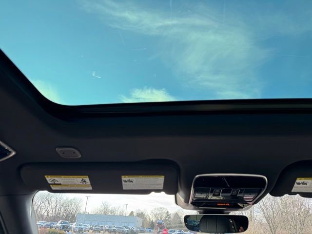 Used 2025 Land Rover Range Rover Sport Dynamic SE image 14