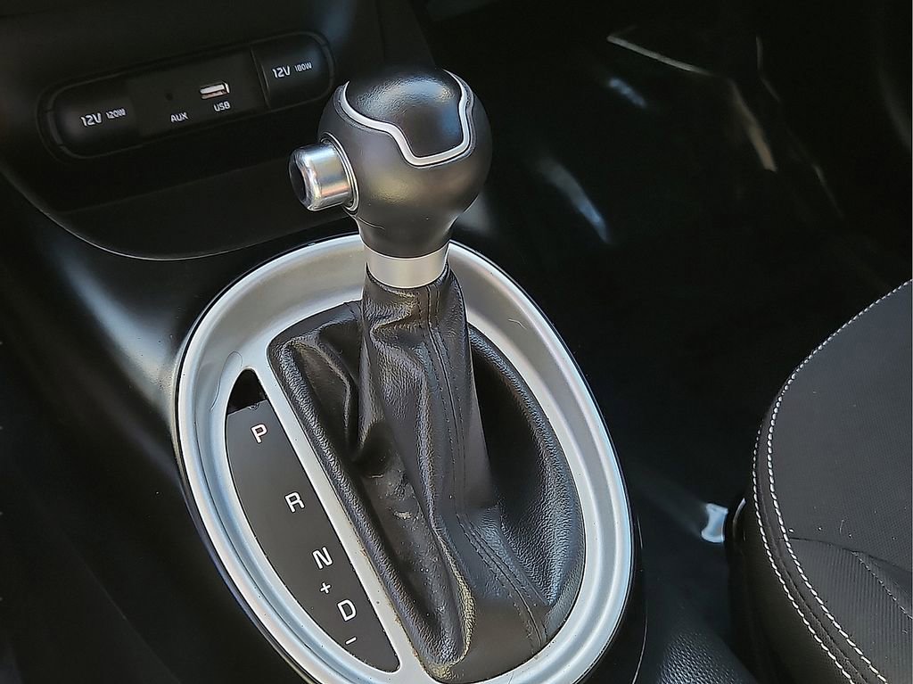 Used 2016 Kia Soul FWD image 25