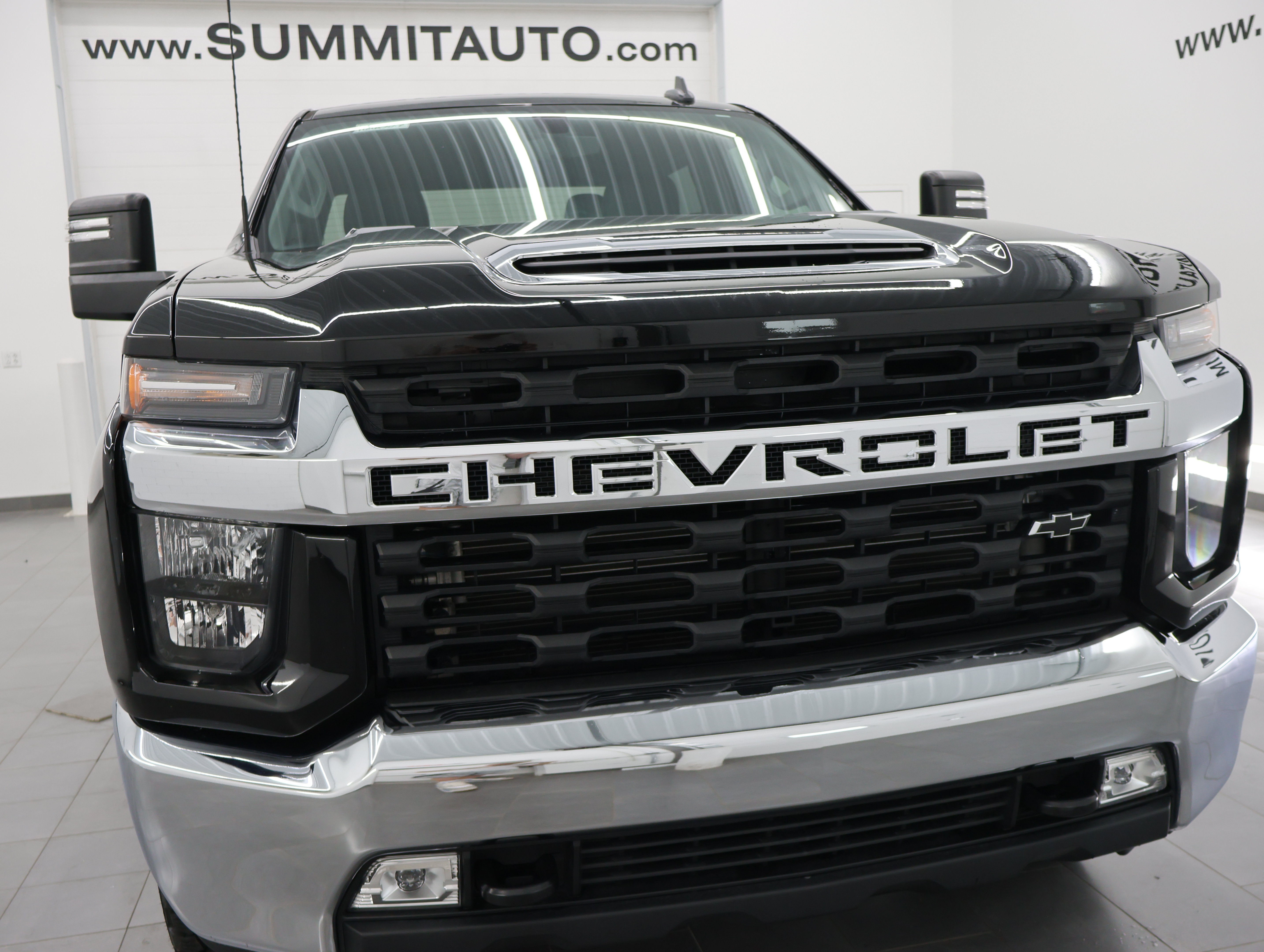 Used 2023 Chevrolet Silverado 2500 LT w/ Convenience Package AWD/4WD image 21