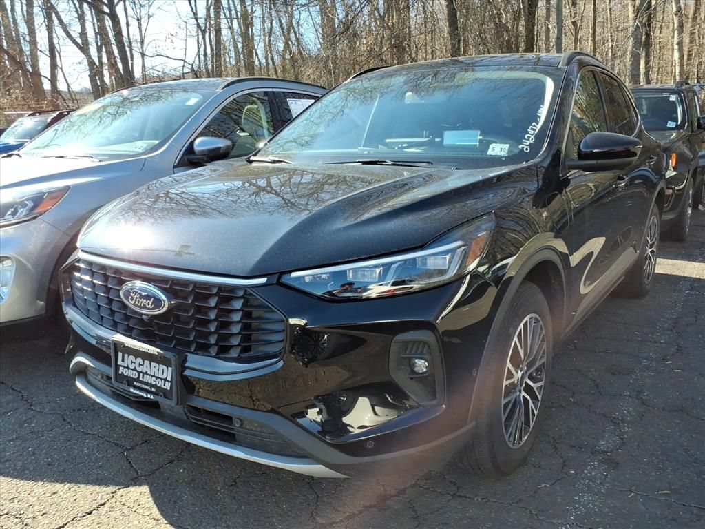 New 2024 Ford Escape SE w/ PHEV Premium Package FWD image 3