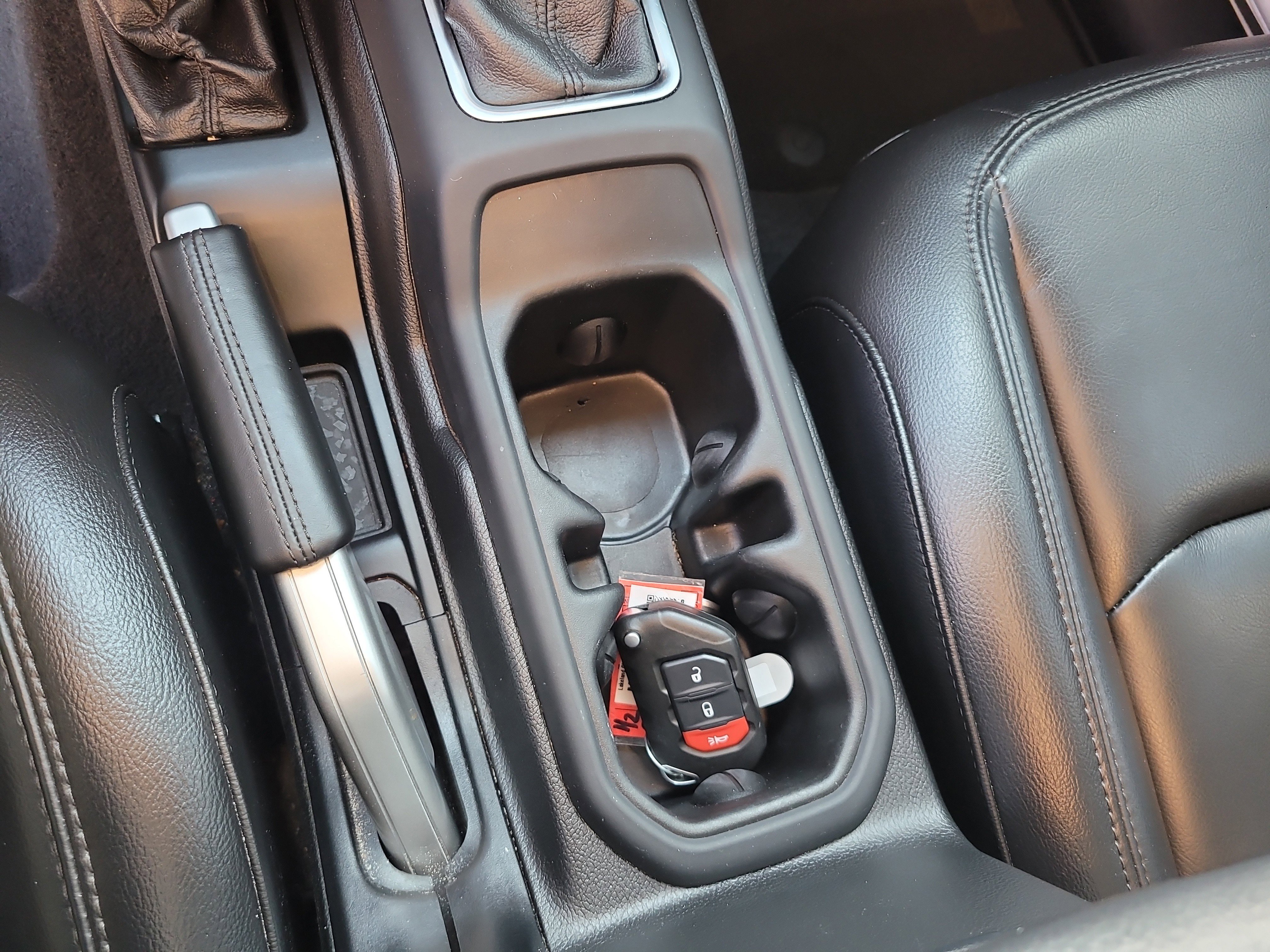 Used 2021 Jeep Wrangler Unlimited Sahara image 24