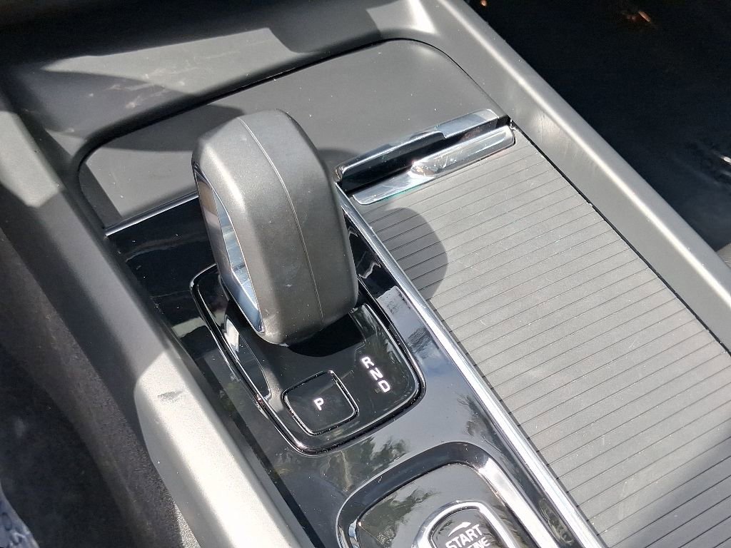 Used 2023 Volvo XC60 B5 Core w/ Protection Package Premier FWD image 22