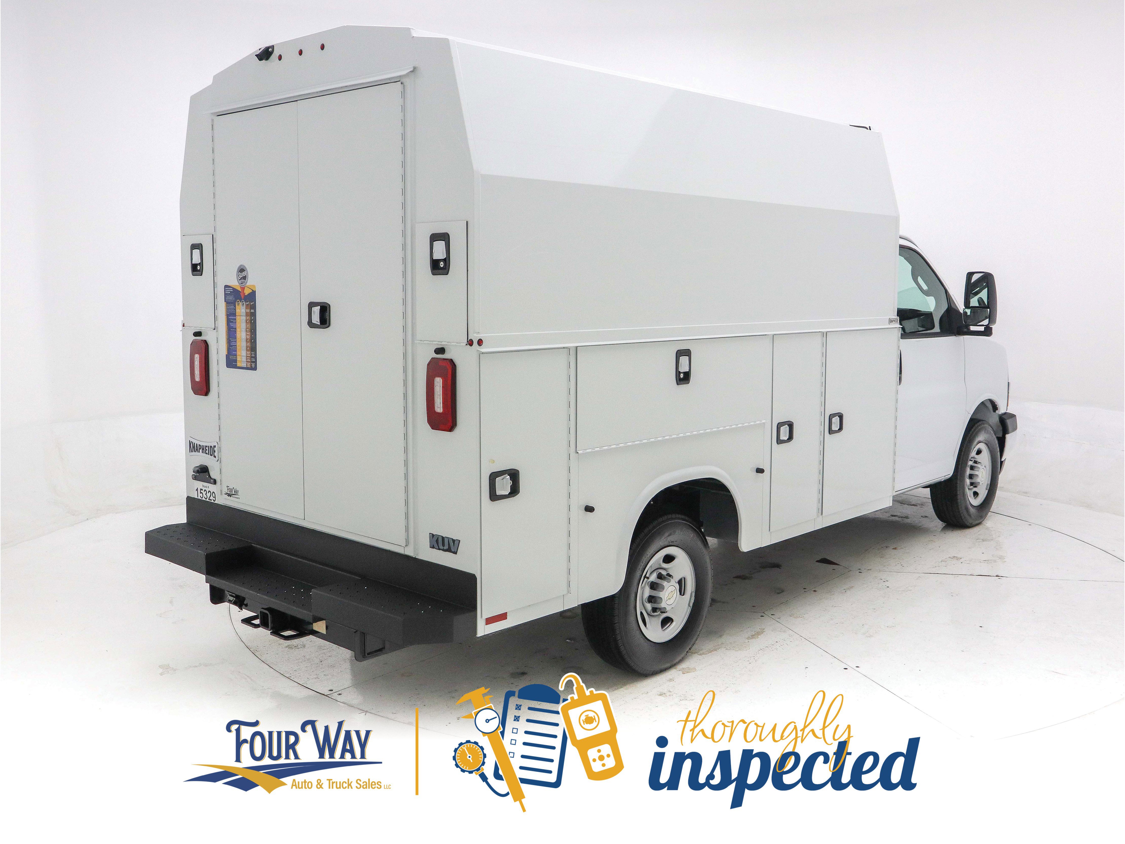 Used 2024 Chevrolet Express 3500 w/ Power Convenience Package image 3