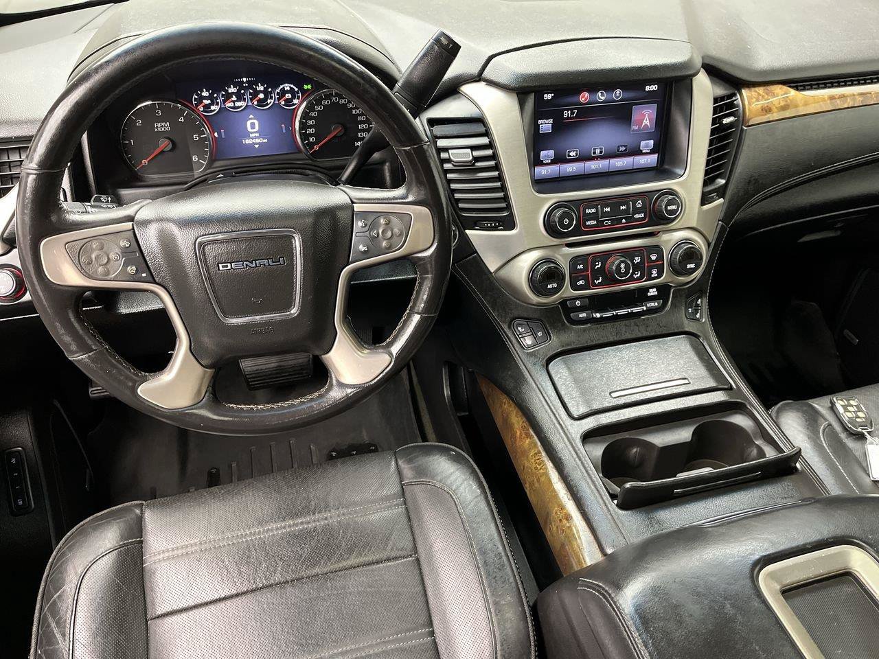 Used 2015 GMC Yukon Denali w/ Touring Package AWD/4WD image 16