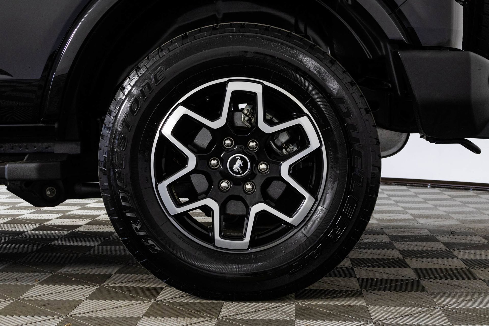 Used 2024 Ford Bronco Outer Banks AWD/4WD image 45