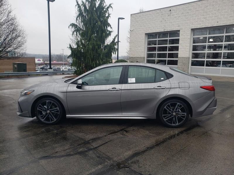 New 2026 Toyota Camry XSE FWD image 3