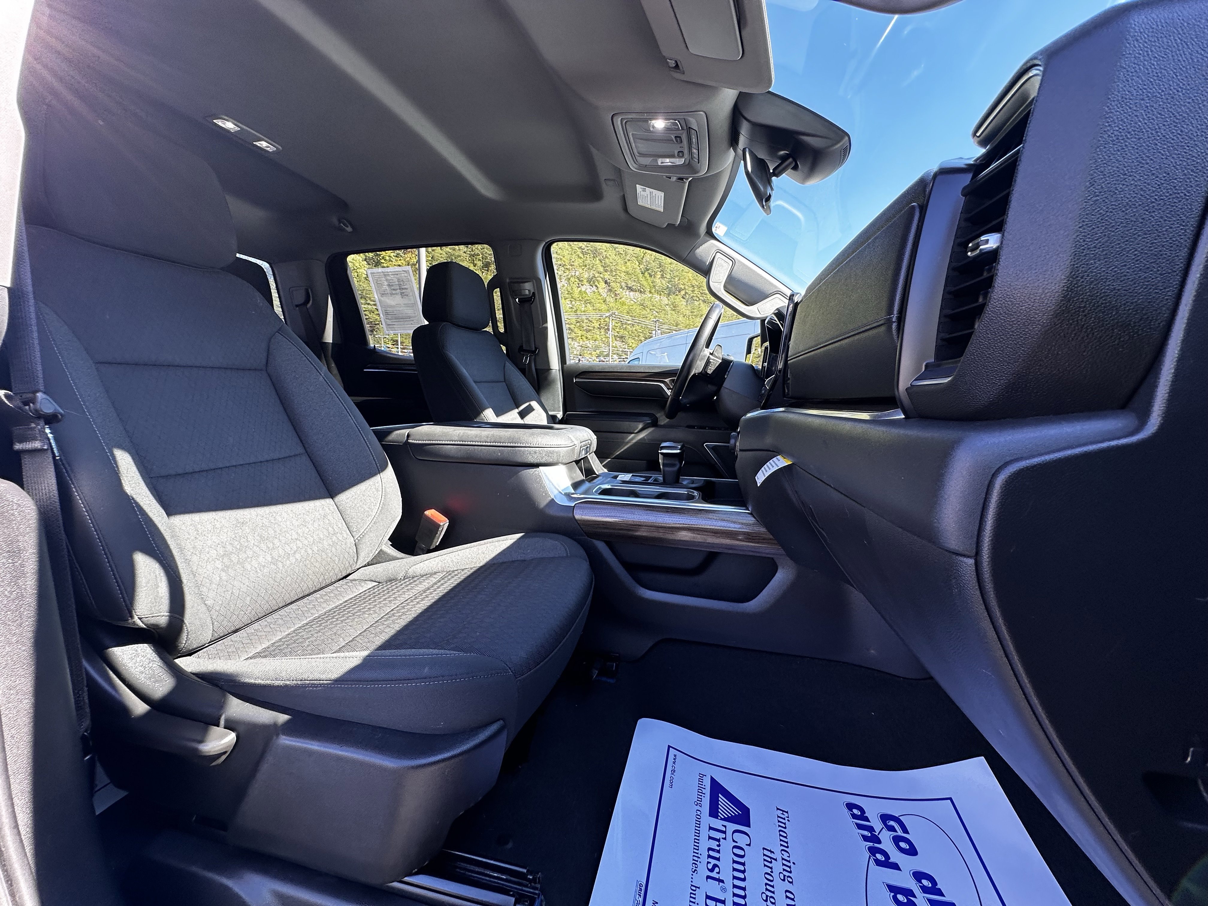 Used 2022 Chevrolet Silverado 1500 LT Trail Boss image 27