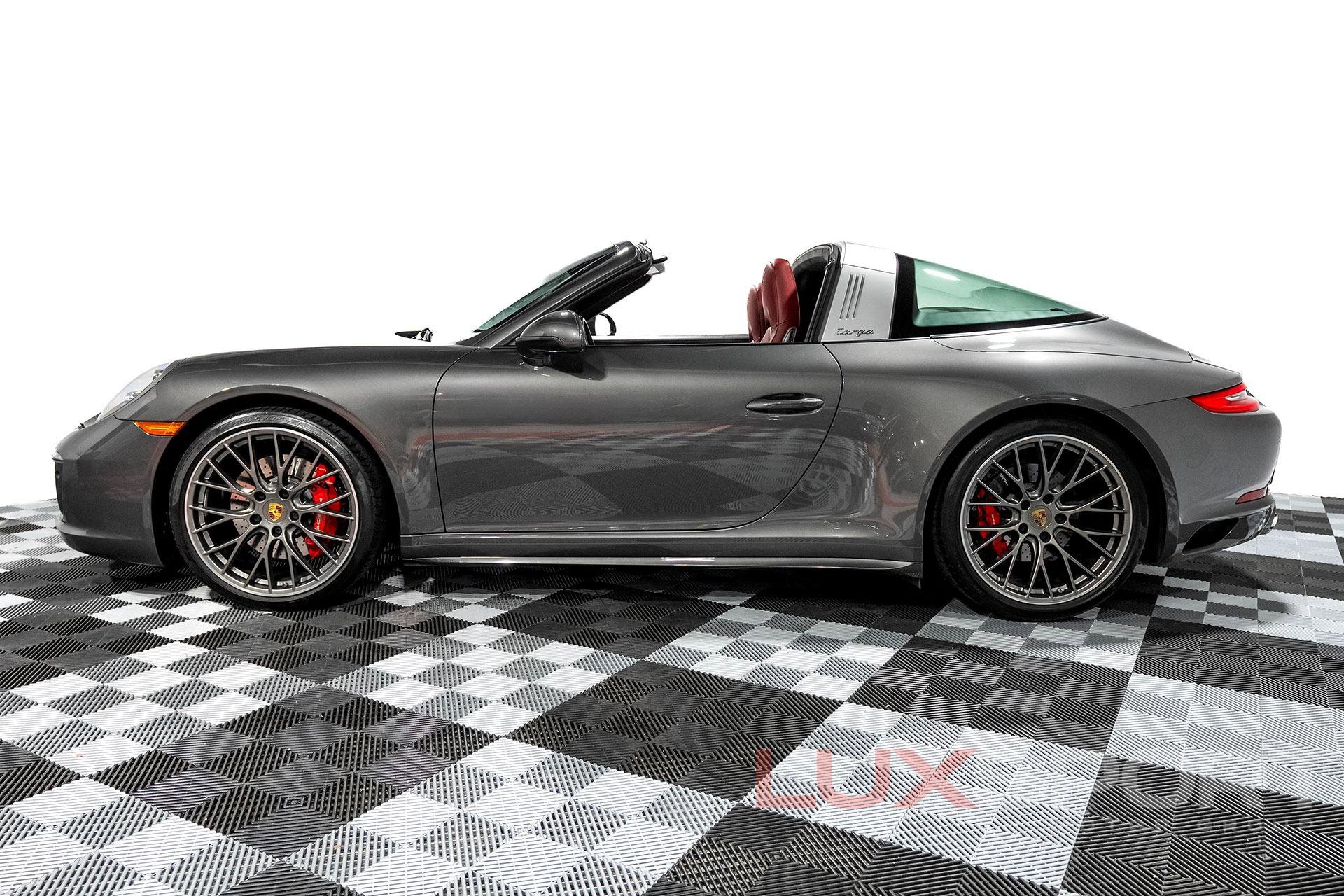 Used 2017 Porsche 911 Targa 4S image 5