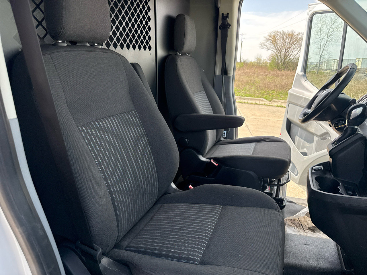 Used 2018 Ford Transit 250 148 Medium Roof w/ Interior Upgrade Package image 25