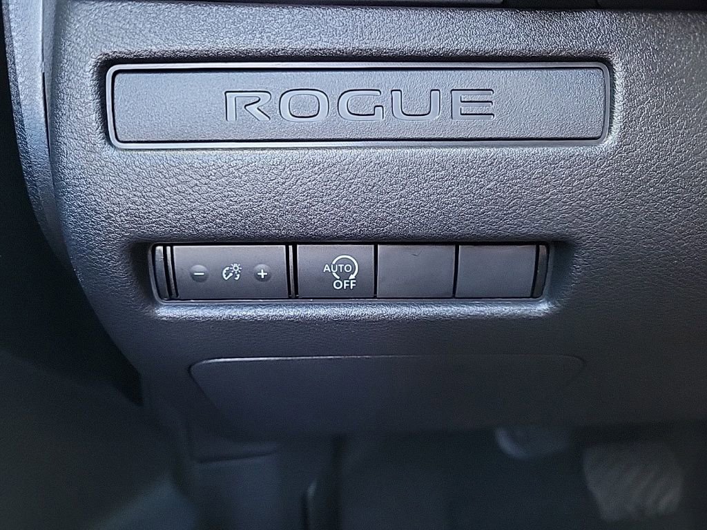 Certified 2024 Nissan Rogue S image 31