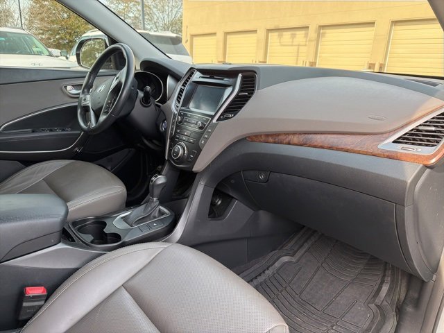 Used 2017 Hyundai Santa Fe SE w/ SE Premium Package 02 image 38