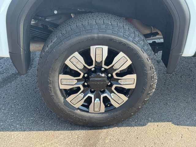Used 2025 GMC Sierra 3500 Denali w/ Denali Reserve Package AWD/4WD image 12