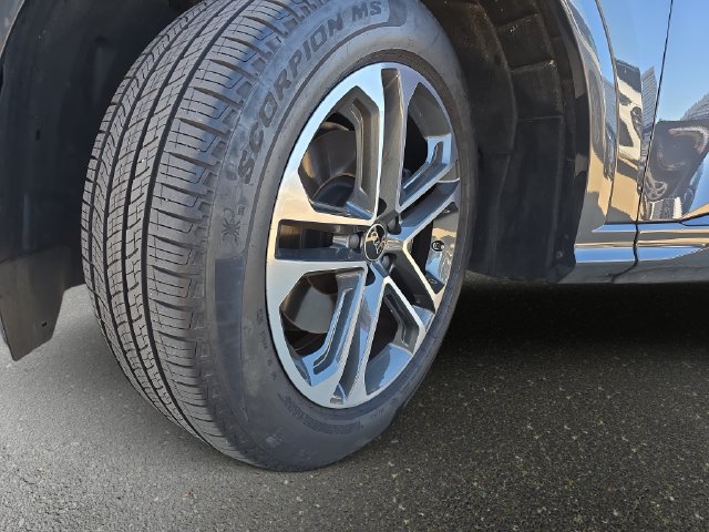 Certified 2025 Audi Q5 Premium w/ Convenience Package AWD/4WD image 33