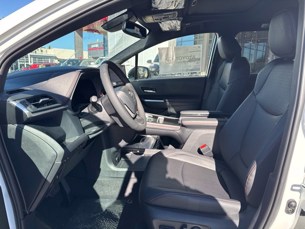New 2026 Toyota Sienna XSE AWD/4WD image 9