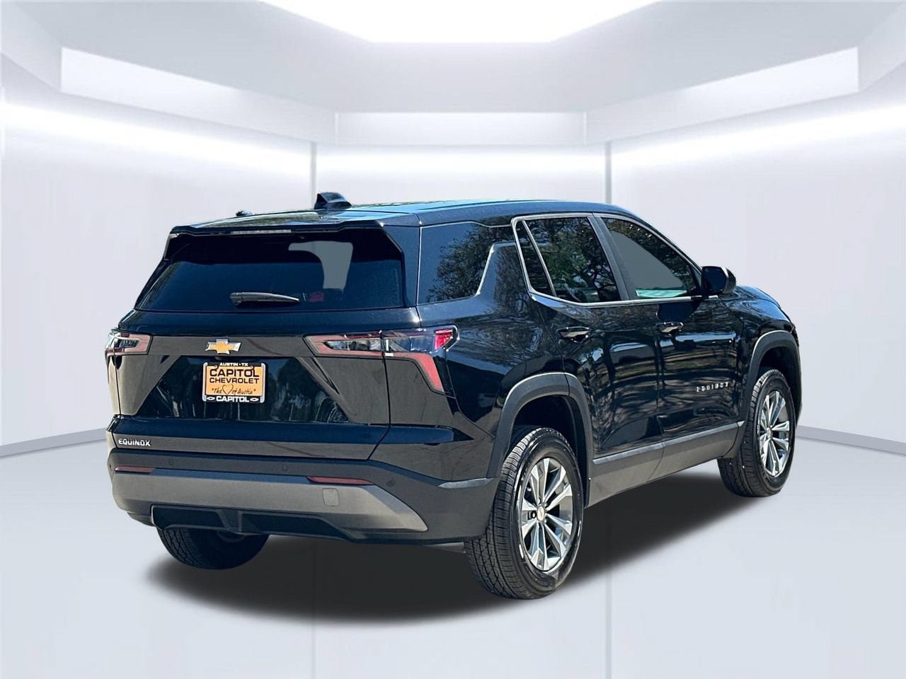 New 2027 Chevrolet Equinox LT FWD image 6