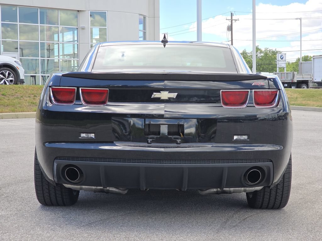 Used 2010 Chevrolet Camaro SS w/ RS Package RWD image 7