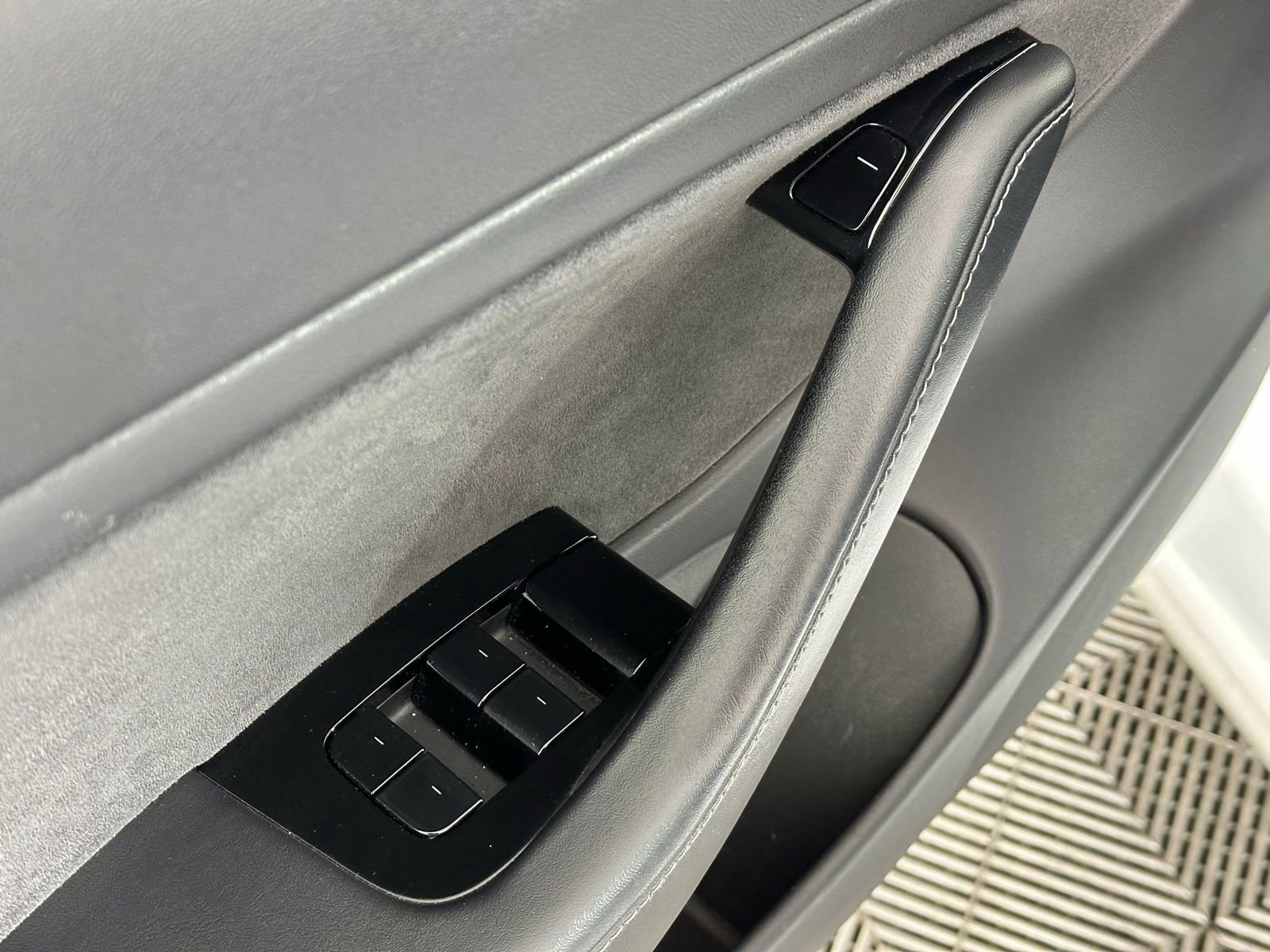 Used 2019 Tesla Model 3 Long Range image 38