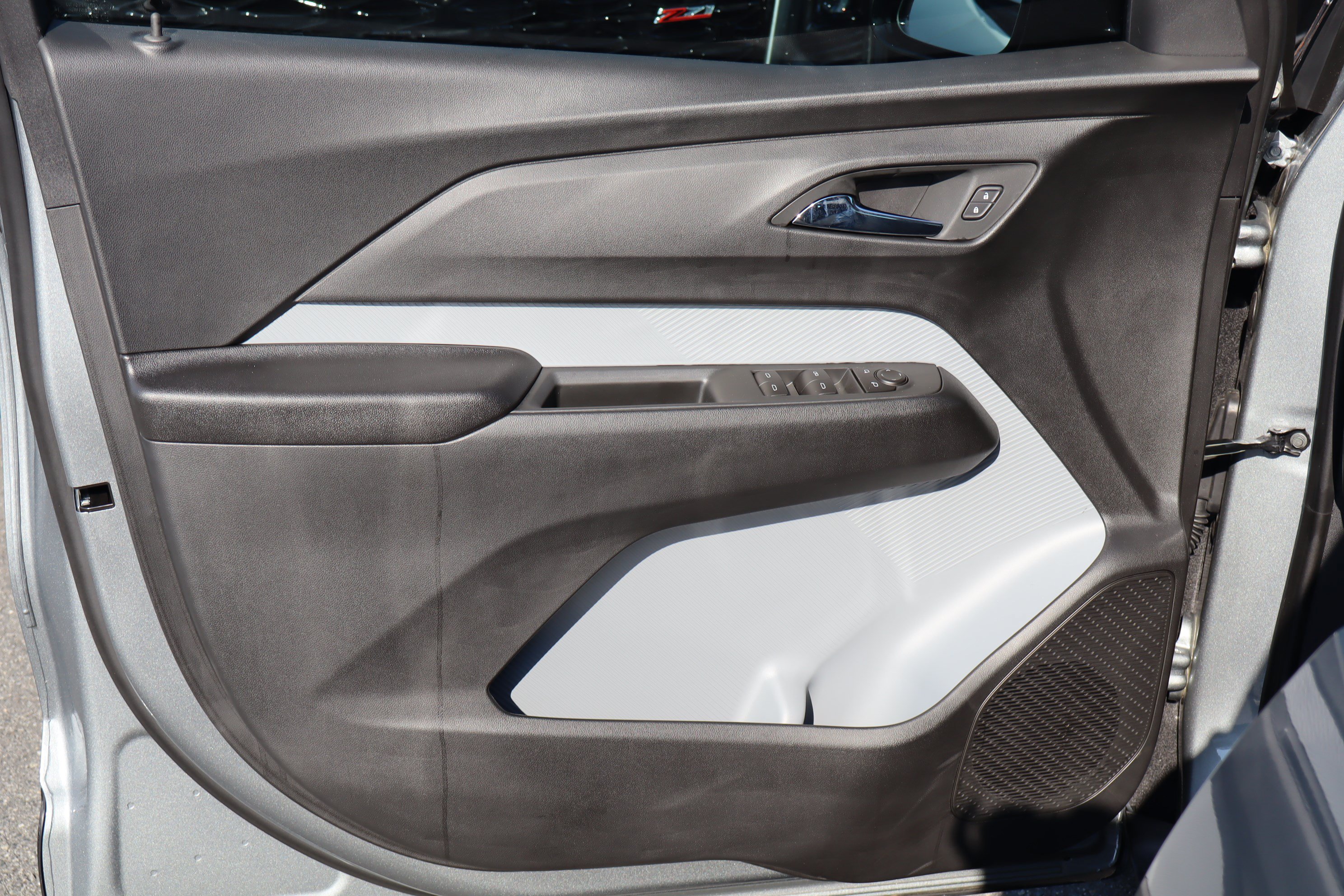 New 2027 Chevrolet Bolt LT w/ LPO, All-Weather Package FWD image 10