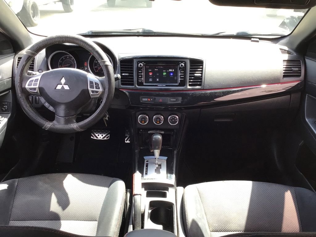 Used 2017 Mitsubishi Lancer ES image 12