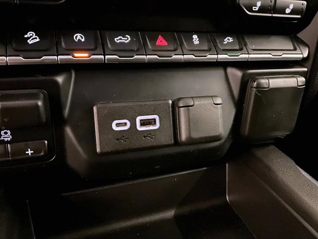 Used 2019 Chevrolet Silverado 1500 LT Trail Boss AWD/4WD image 32