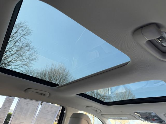 Used 2023 Genesis GV80 2.5T w/ Prestige 20" Package image 40