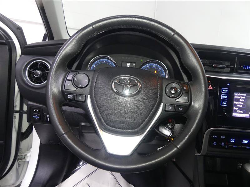 Used 2018 Toyota Corolla SE FWD image 29