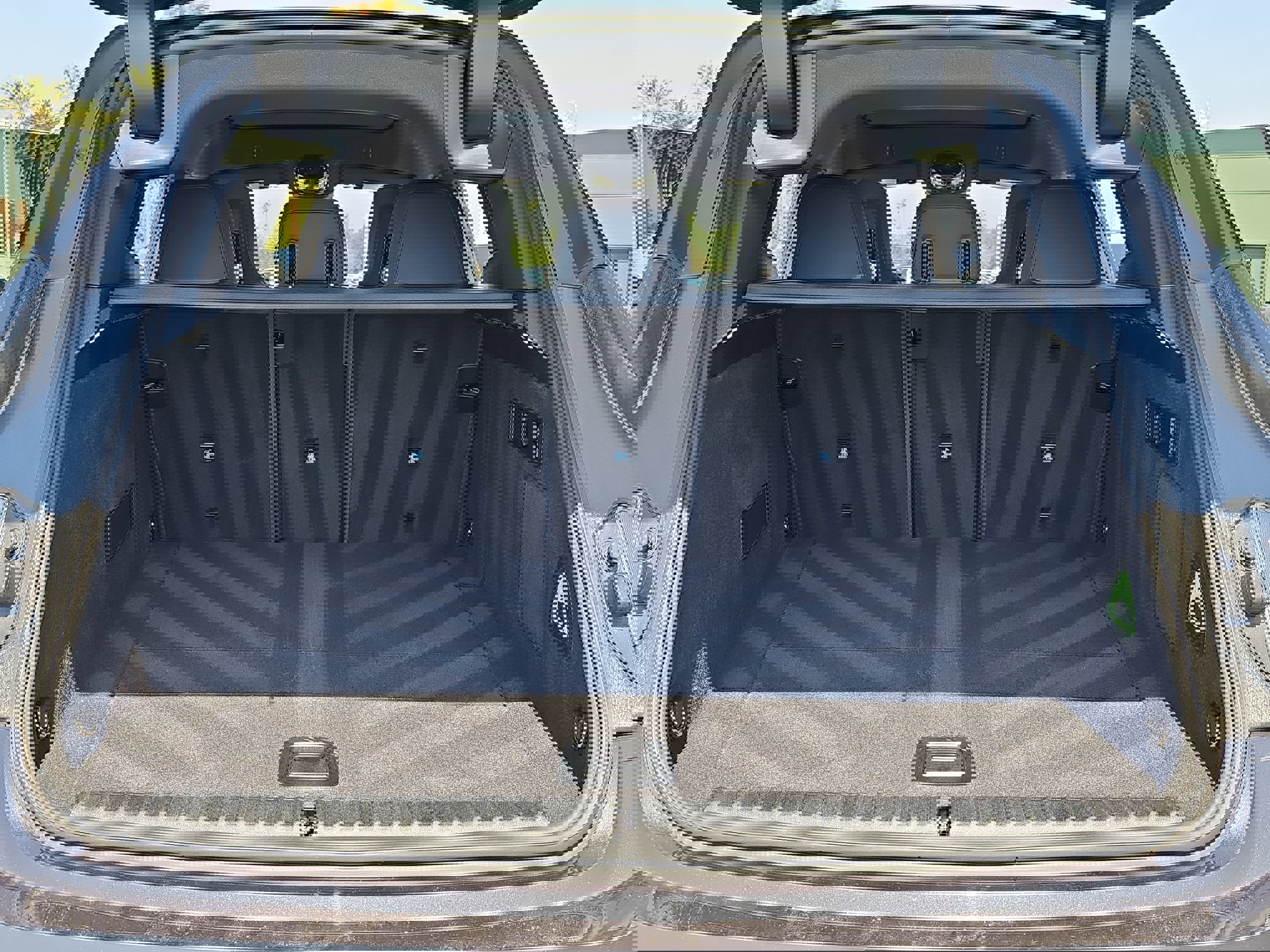 Certified 2023 BMW iX xDrive50 w/ Premium Package image 12