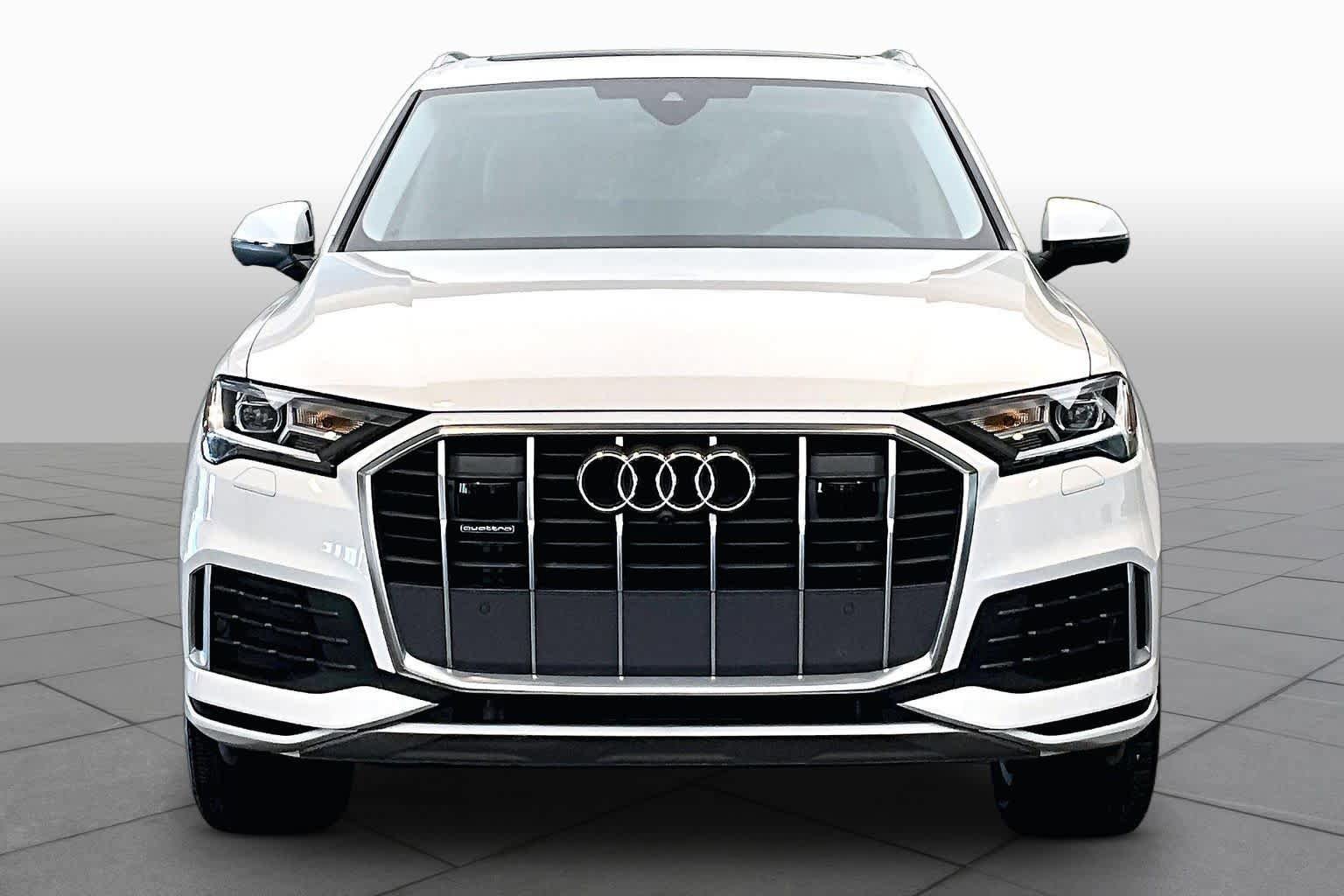 Certified 2023 Audi Q7 2.0T Premium w/ Convenience Package AWD/4WD image 4