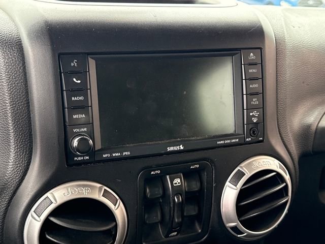 Used 2011 Jeep Wrangler Unlimited Sahara w/ Dual Top Group AWD/4WD image 25