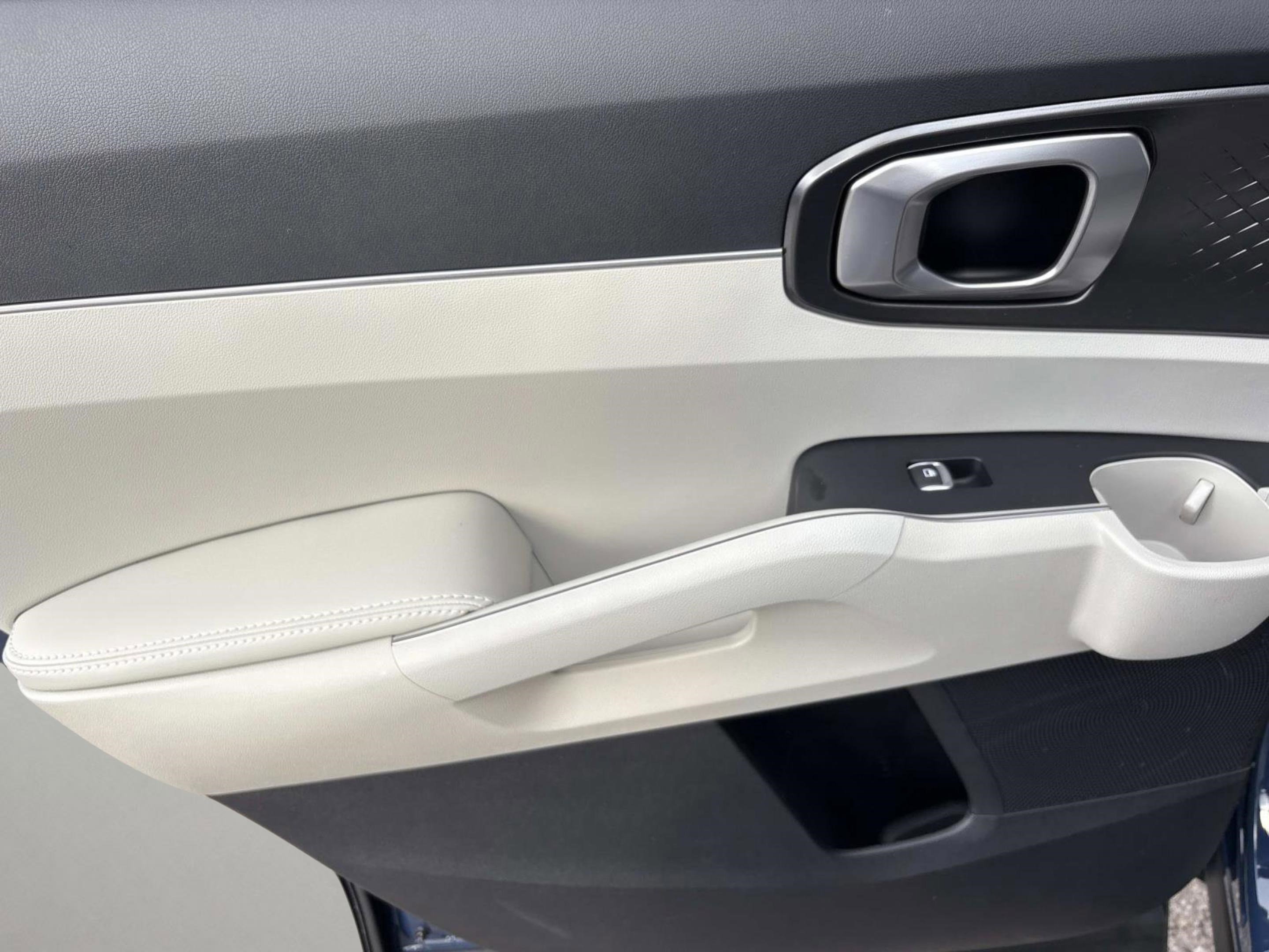 New 2026 Kia Sorento S image 18