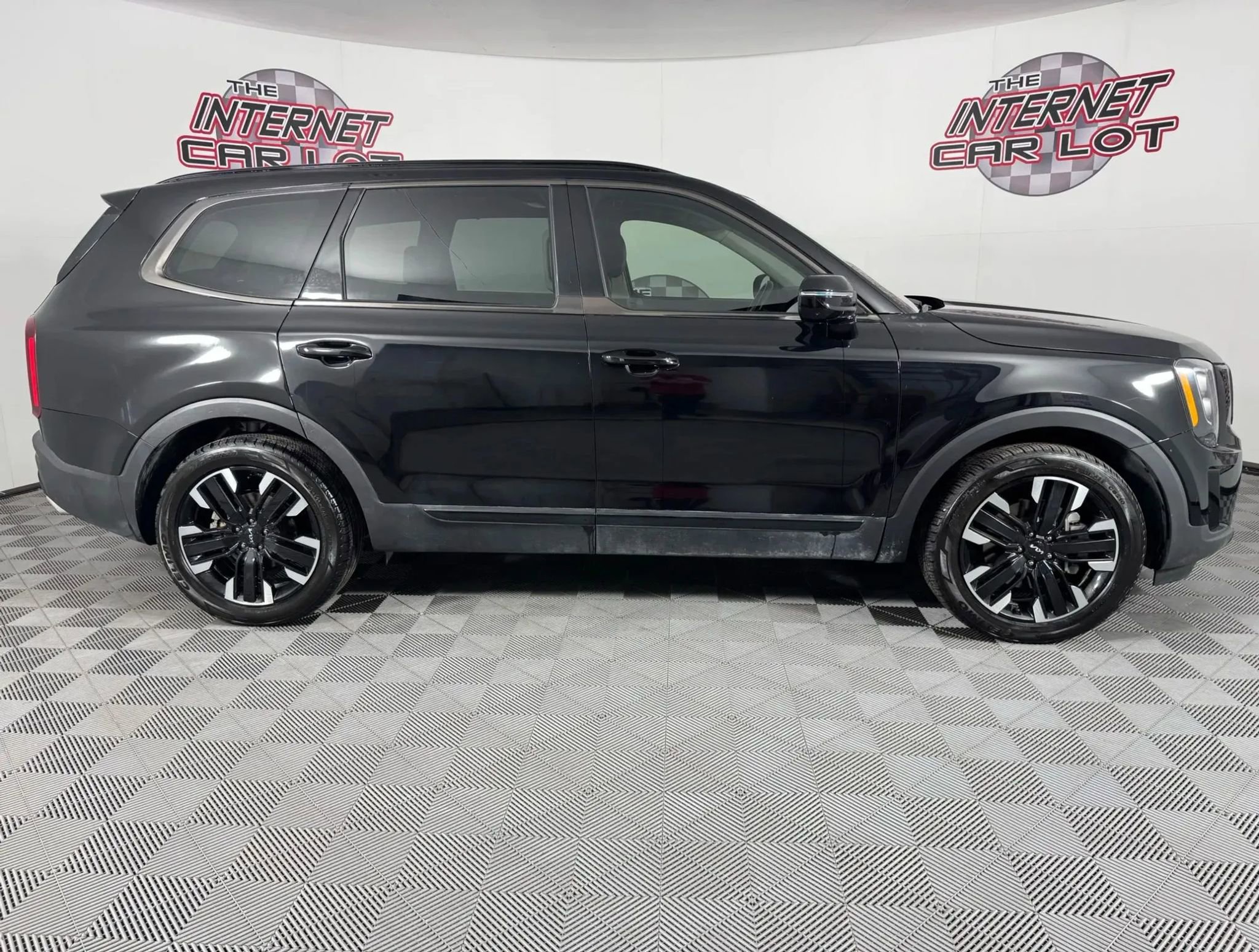 Used 2022 Kia Telluride SX w/ SX Prestige Package AWD/4WD image 8