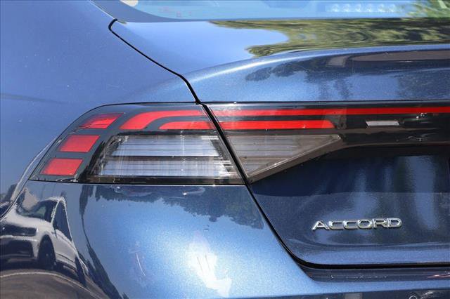 Used 2023 Honda Accord EX-L image 11