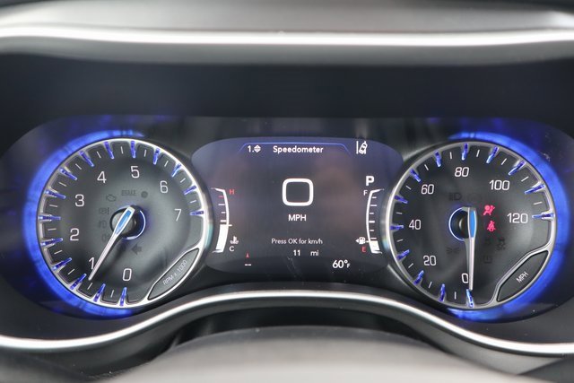 New 2026 Chrysler Voyager LX image 9