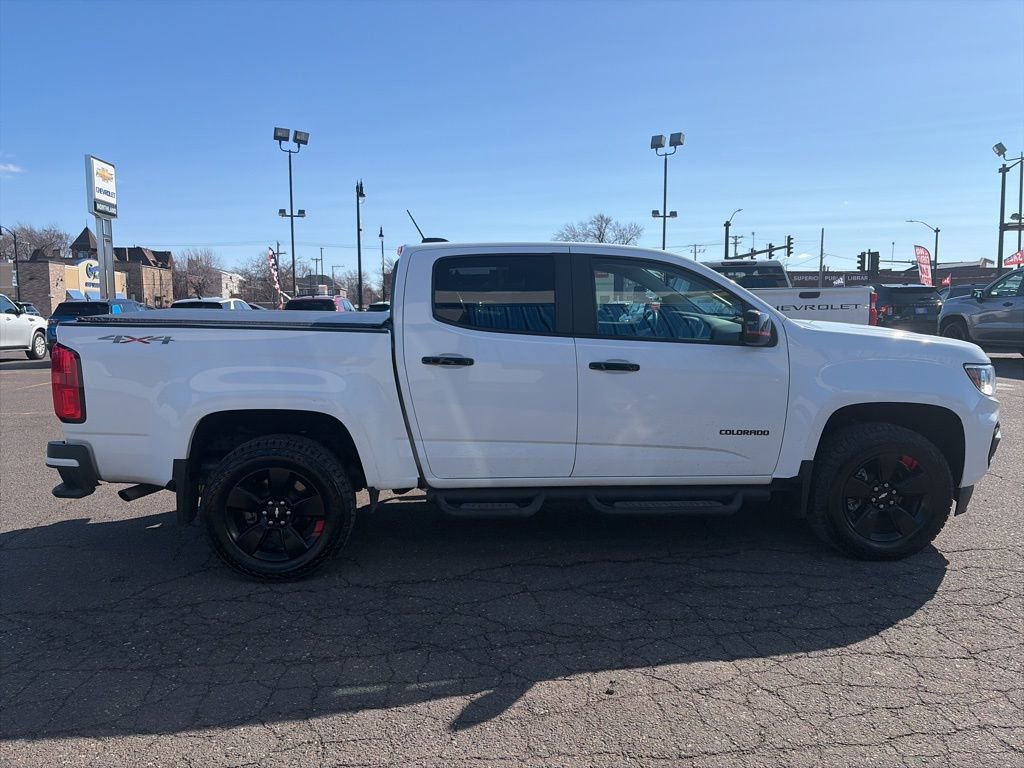 Certified 2022 Chevrolet Colorado LT w/ Redline Special Edition AWD/4WD image 4
