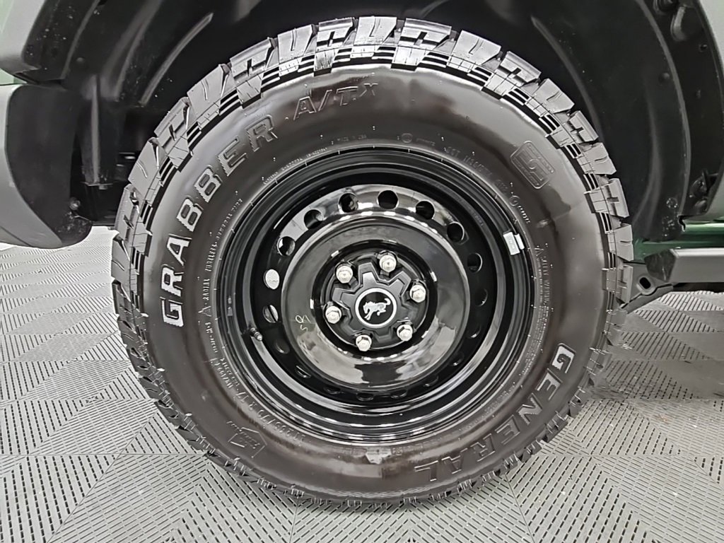 Used 2022 Ford Bronco Black Diamond image 48