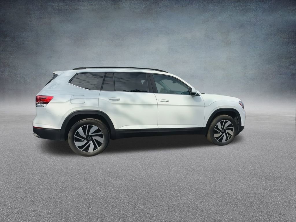 Used 2025 Volkswagen Atlas SE image 24