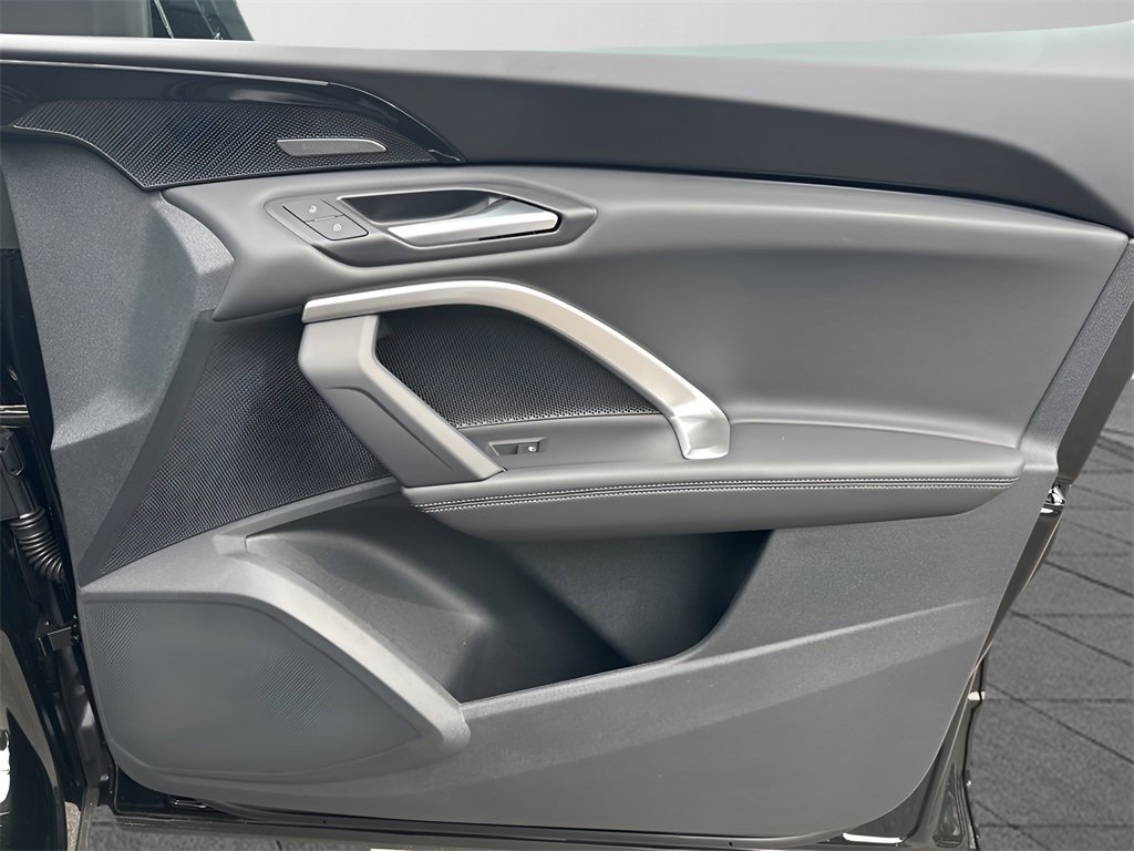 New 2025 Audi Q5 Premium Plus image 36