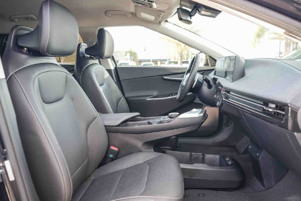 Certified 2024 Kia EV6 Wind RWD image 16