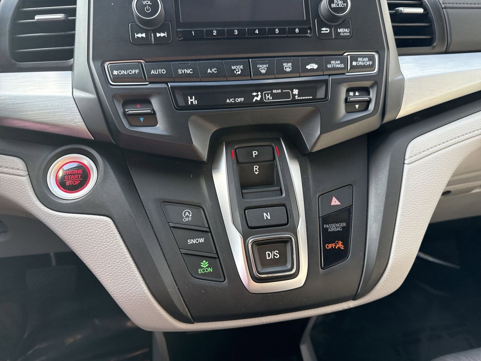 Used 2020 Honda Odyssey LX image 16