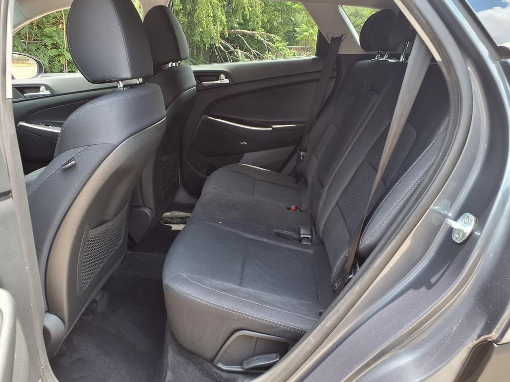 Used 2019 Hyundai Tucson Sport FWD image 13