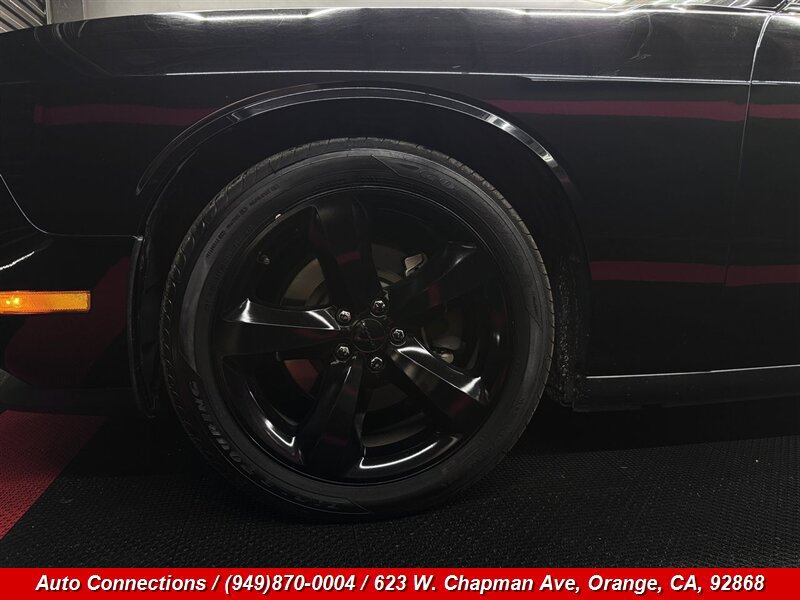Used 2013 Dodge Challenger R/T Plus RWD image 32