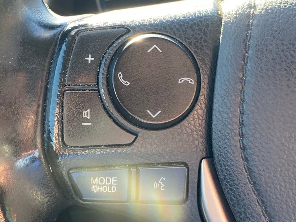 Used 2018 Toyota RAV4 XLE image 27