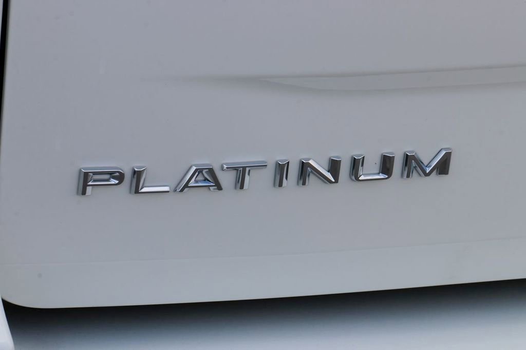 New 2026 Ford Expedition Platinum w/ Platinum Ultimate Package AWD/4WD image 8