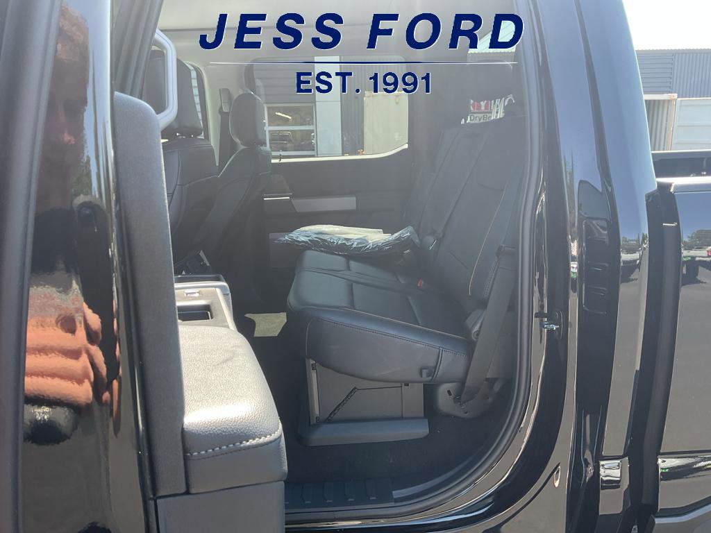 New 2025 Ford F350 Lariat image 12